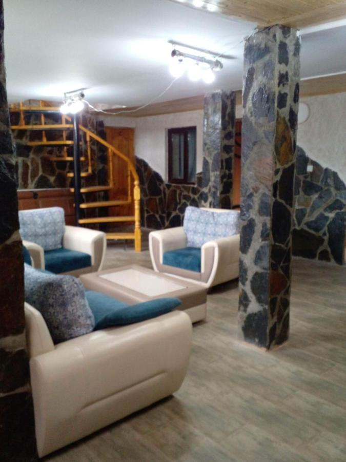 Sweetnight Hotel Mestia Exterior photo